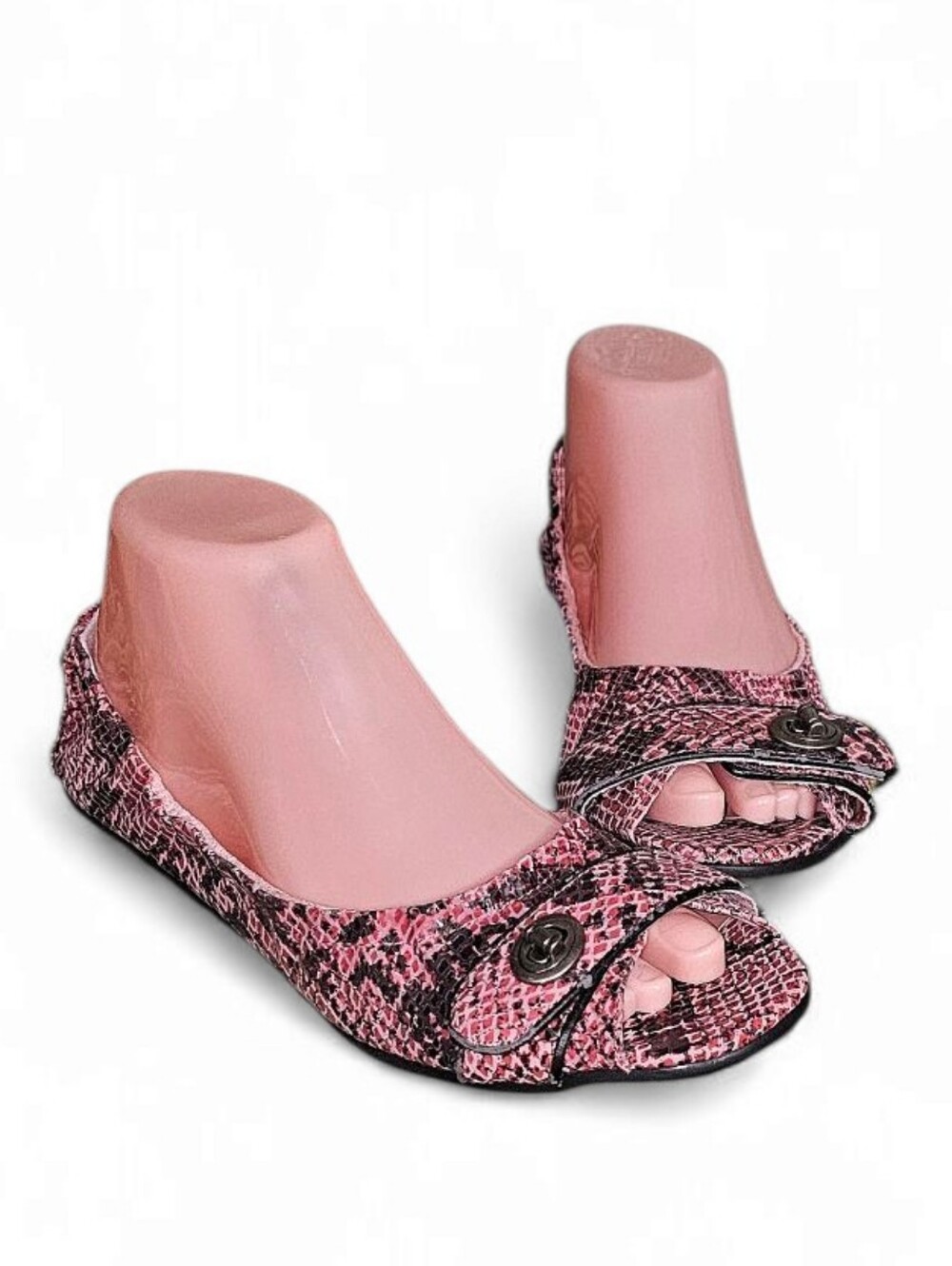NWOT Penny Loves Kenny Snake Print Scrunch Flats